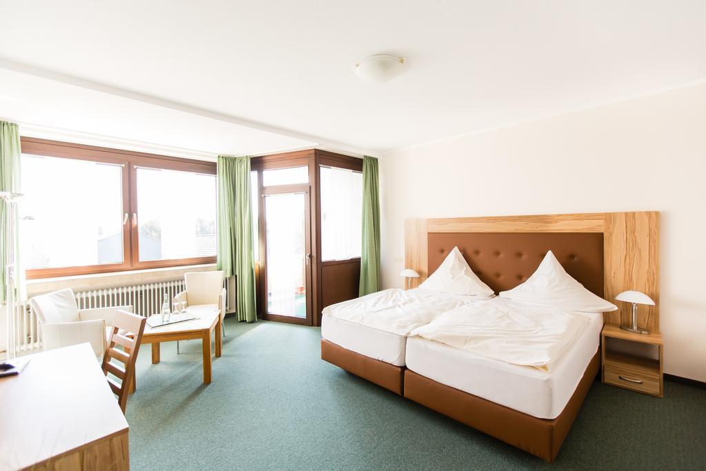 Hotel Roeb Nideggen Szoba fotó