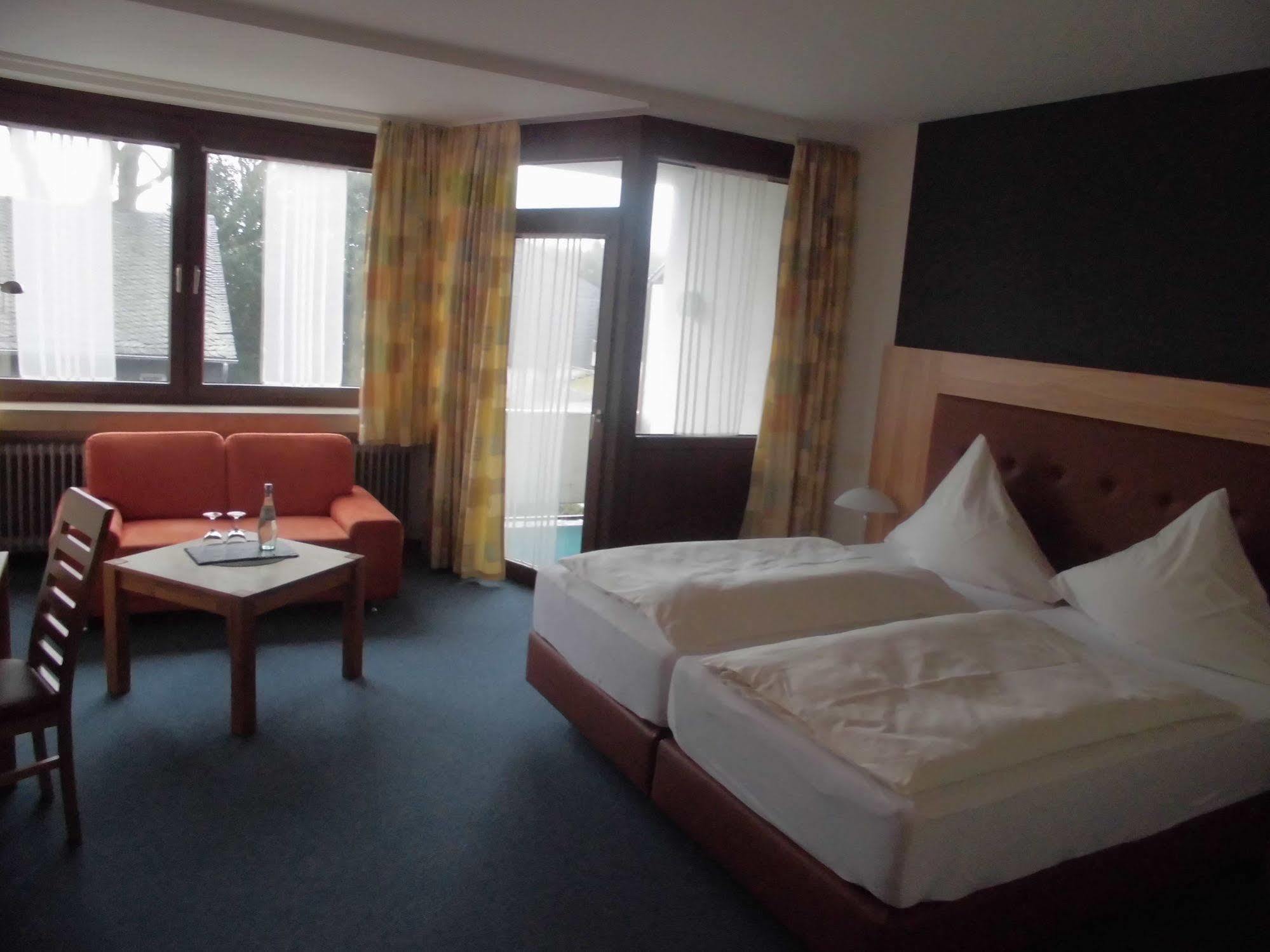 Hotel Roeb Nideggen Kültér fotó